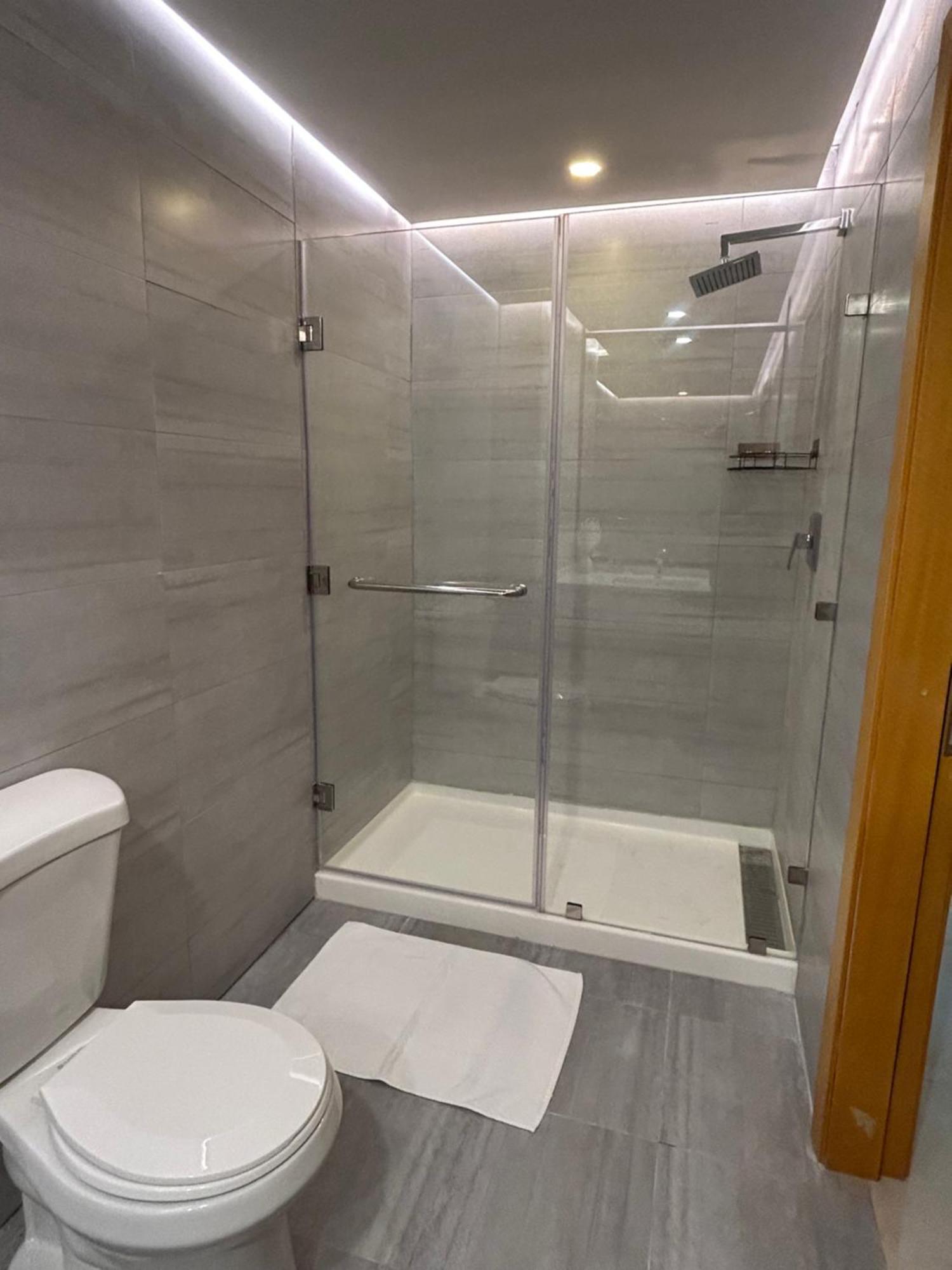 סיינט פיטרסברג Galaxy Hotel מראה חיצוני תמונה